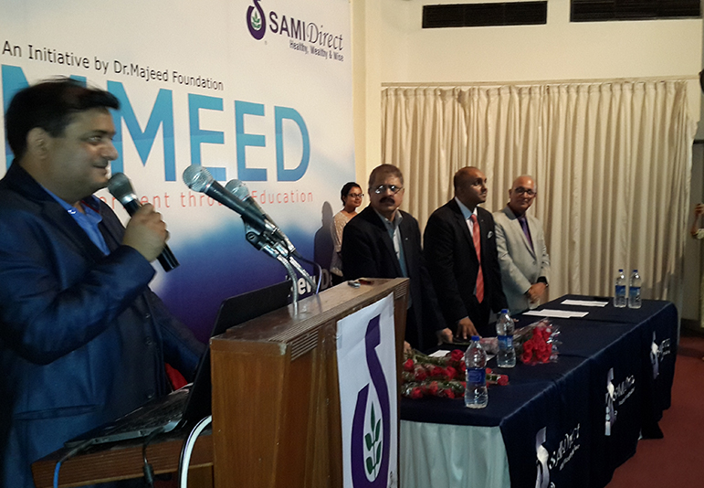 Dr. Majeed Foundation Distributed The Cheques to the Needy Students as Educational Assistance Under Its Project 'UMMEED'. Mr. Shaheen Majeed - Markteing Director Sami-Sabinsa Group was the Chief Guest