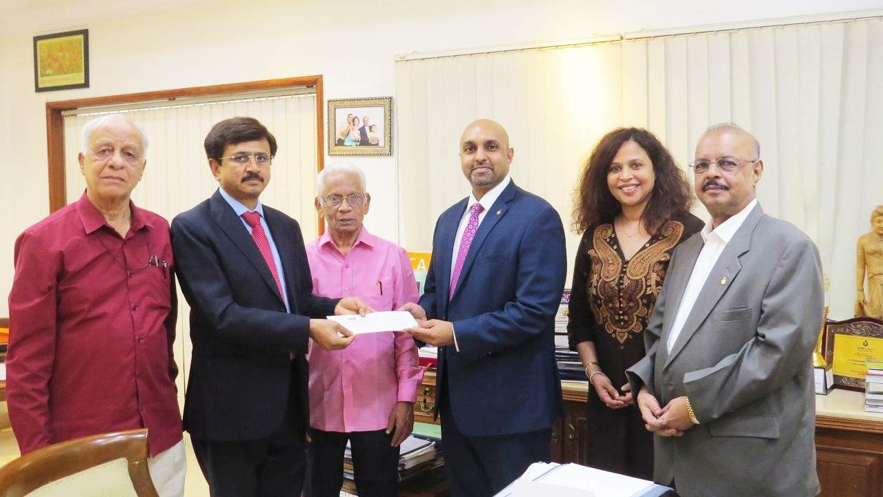 dr-majeed-foundation-donation